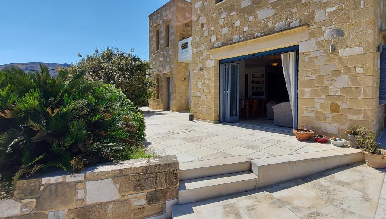 Ferienwohnung Thealia Karefilianá Exterior foto
